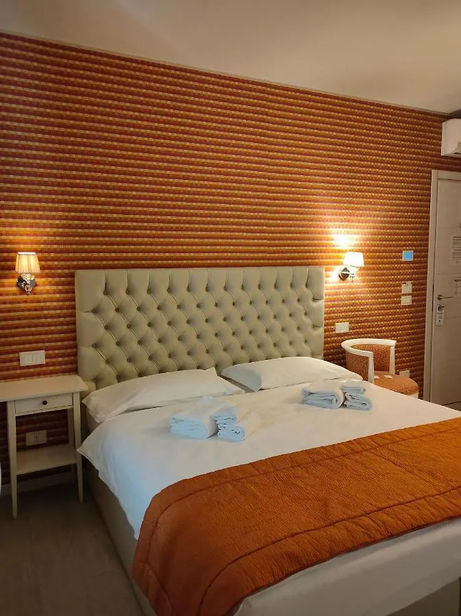 ** Guest house Nuova Opera Rooms Verona Italy