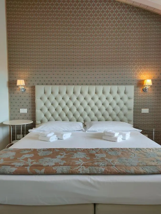 Nuova Opera Rooms Verona Guest house