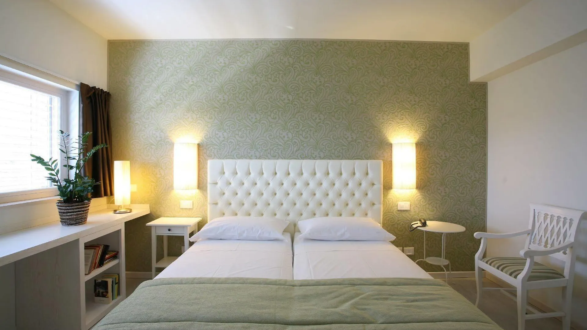 Nuova Opera Rooms Verona 2*,