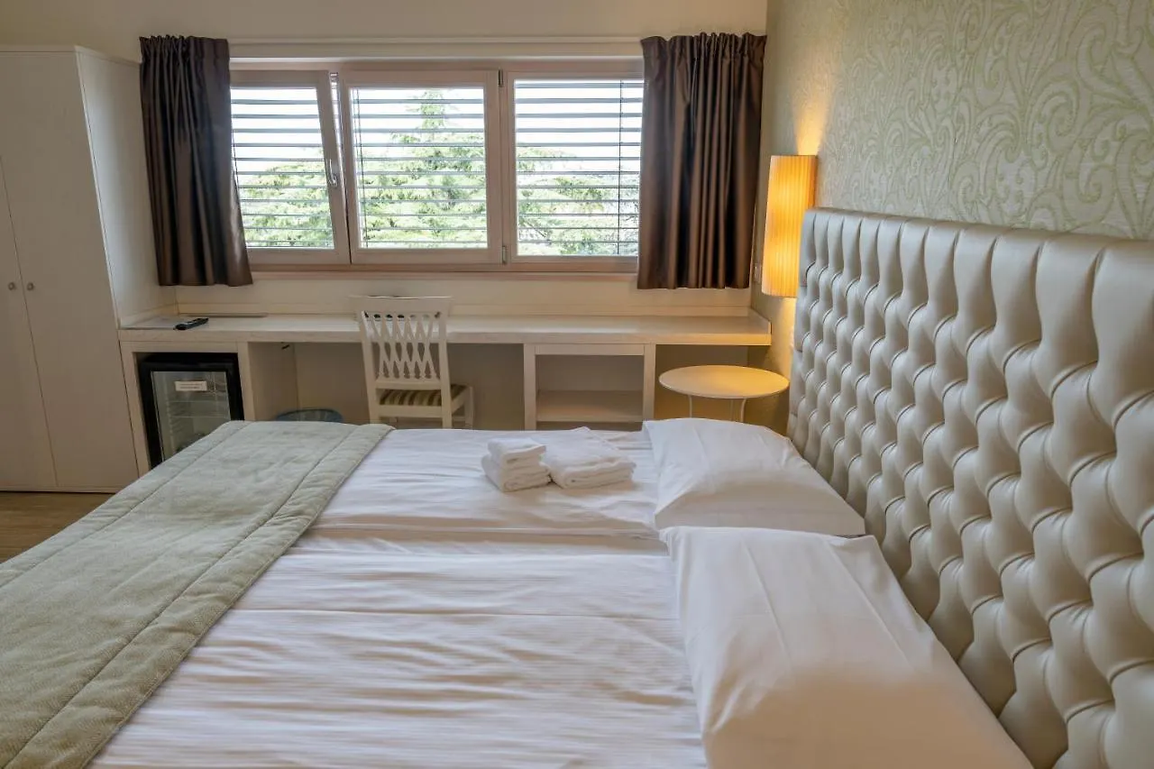 Nuova Opera Rooms Verona Italien